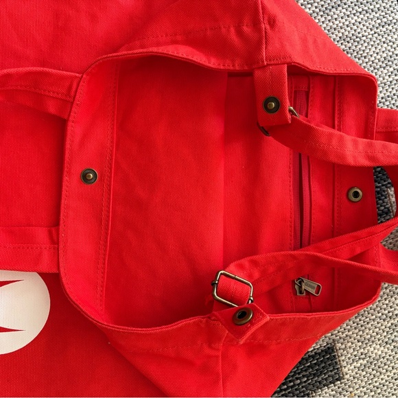 BAGGU Herman Miller Red Messenger Bag with Durable Design - Picture 3 of 3